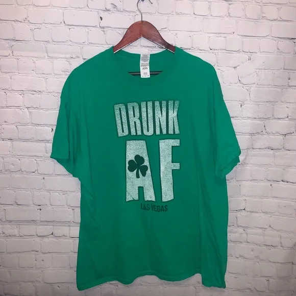 Gildan Green Saint Patricks Day Shirt size XL - Picture 2 of 7